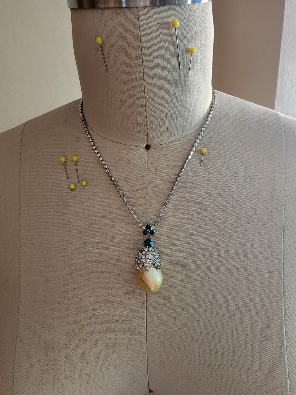 Yellow Pearl and Green Crystal Pendant Necklace in Silver Tone